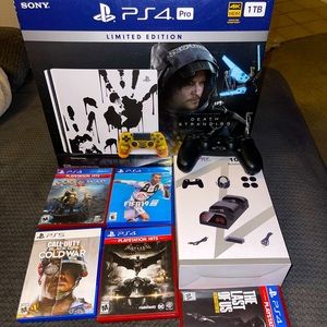PS4 PRO LIMITED EDITION, 2 Controllers , 5 games , triple charges , headphones P